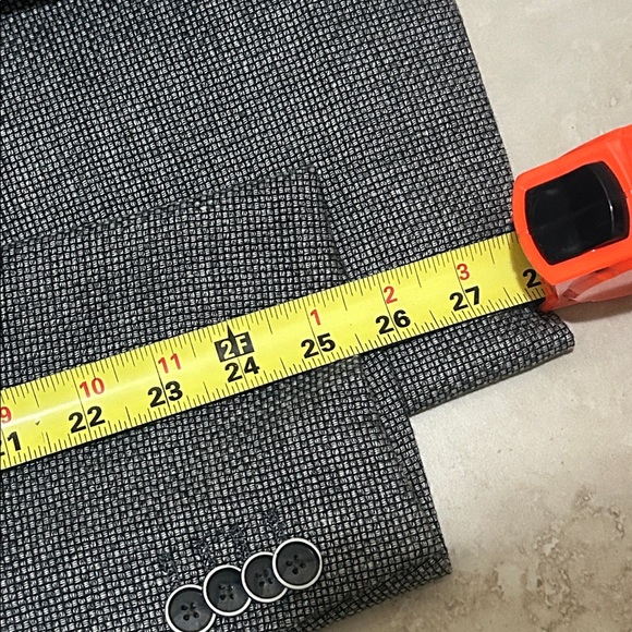 Classic Joseph Abboud Reda Gray Men's Blazer. 48R - Picture 6 of 6